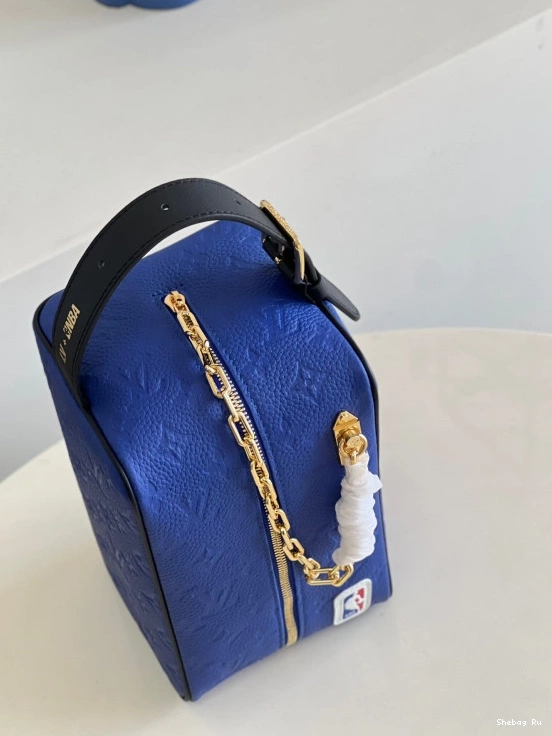 VUITTON LOUIS KIT DOPP 0723
